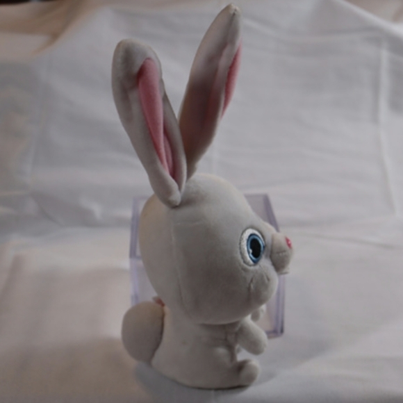 TY The Secret Life of Pets Adorable Snowball 11” Tall White Bunny/Rabbit Plush - Picture 5 of 8